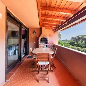 Purple House, 30m To Pula